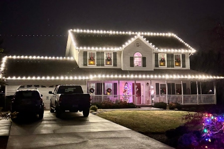 Have Peace Of Mind During The Holidays with Professional Christmas Light Installation